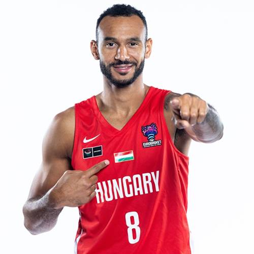 Photo de Adam Hanga, saison 2022-2023