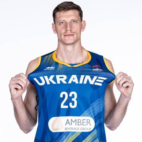 Foto de Artem Pustovyi, temporada 2022-2023