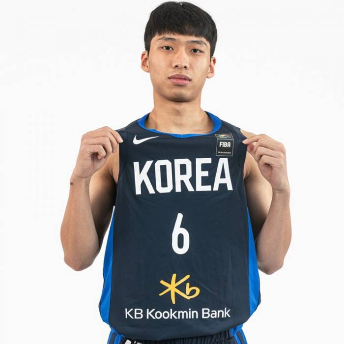 Photo of Hyubeom Kim, 2021-2022 season