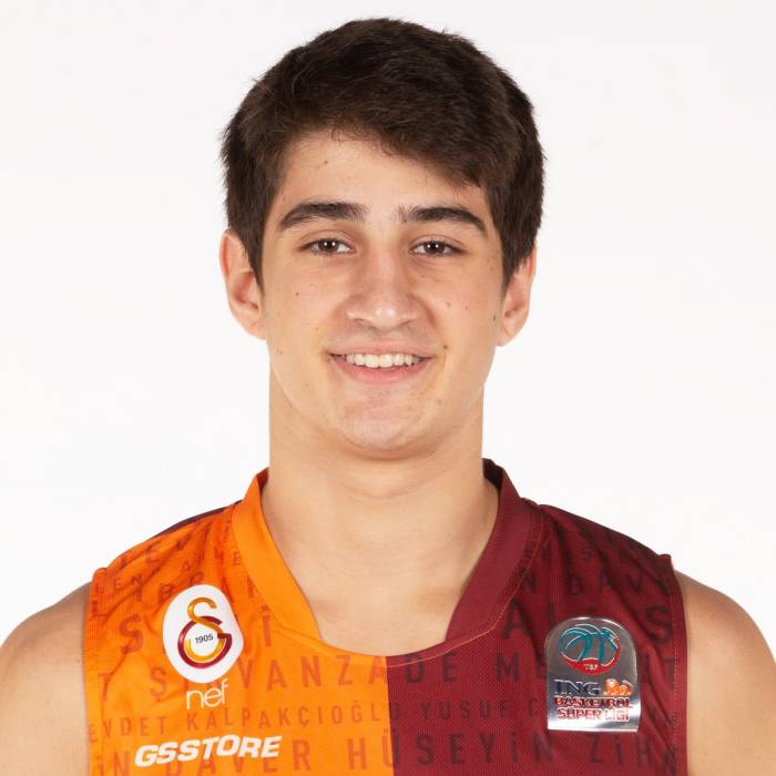 Foto de Ege Tan Yildizoglu, temporada 2021-2022