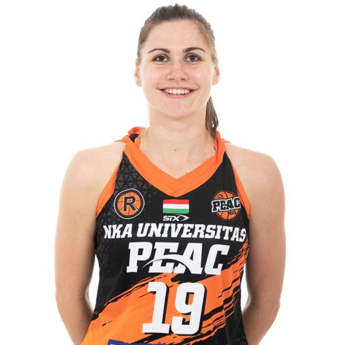 Photo of Nora Wentzel, 2021-2022 season