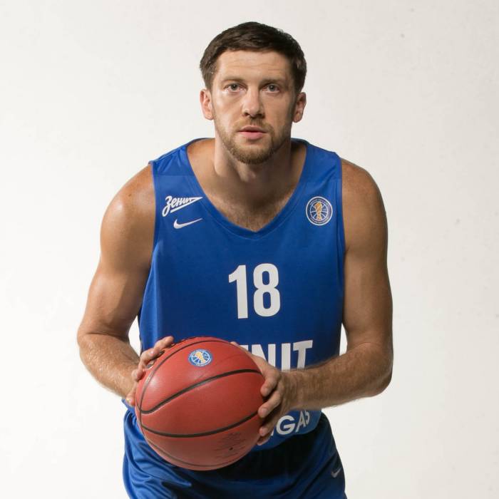 Photo de Evgeny Voronov, saison 2018-2019