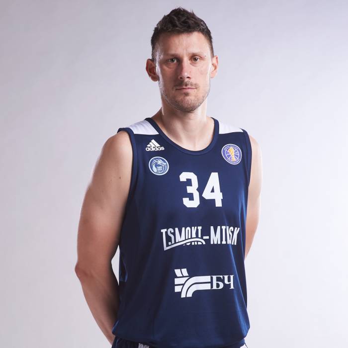 Photo of Aliaksandr Pustahvar, 2020-2021 season