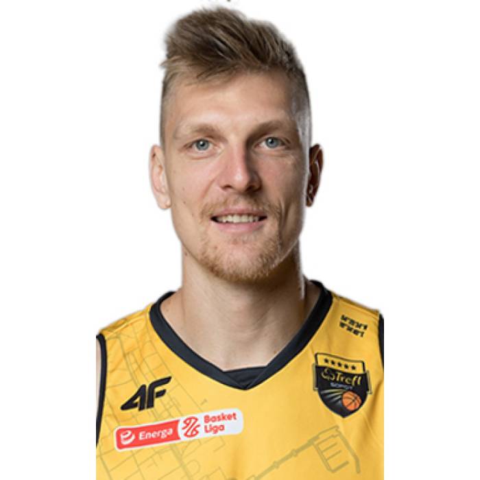 Photo of Karol Gruszecki, 2021-2022 season