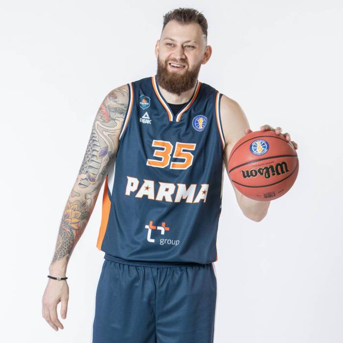 Foto de Artem Zabelin, temporada 2019-2020