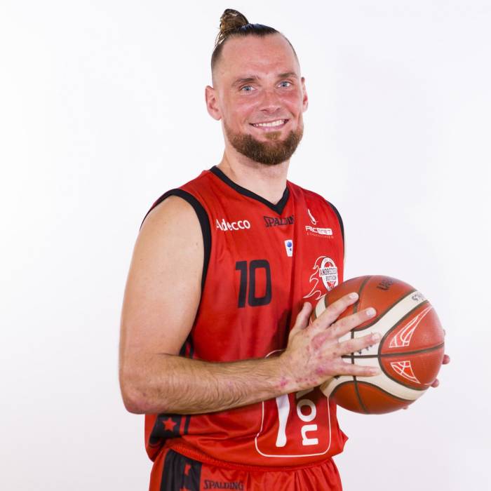 Photo of Aurelien Rigaux, 2021-2022 season