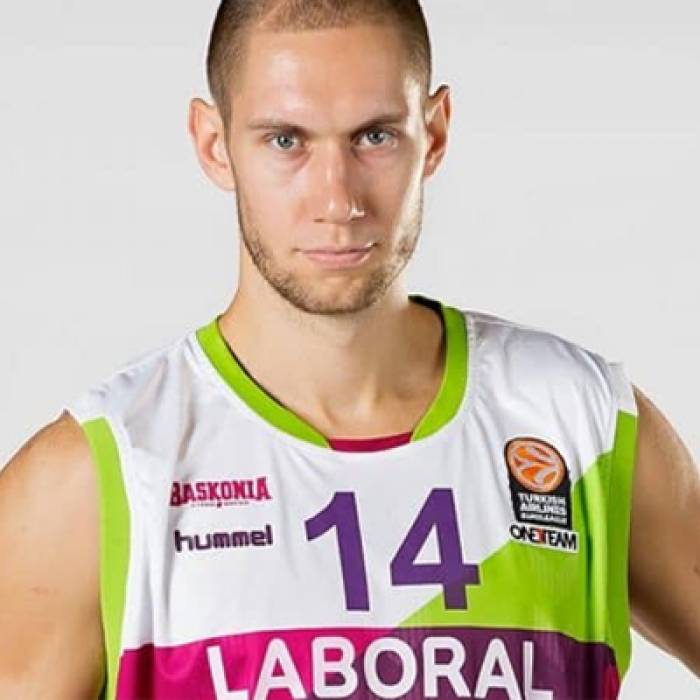 Photo of Kim Tillie, 2014-2015 season