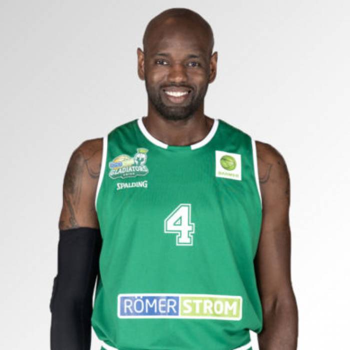 Foto di Jermaine Bucknor, stagione 2018-2019