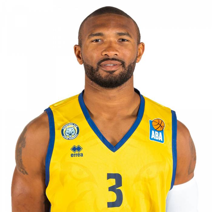 Foto de Lance Harris, temporada 2019-2020