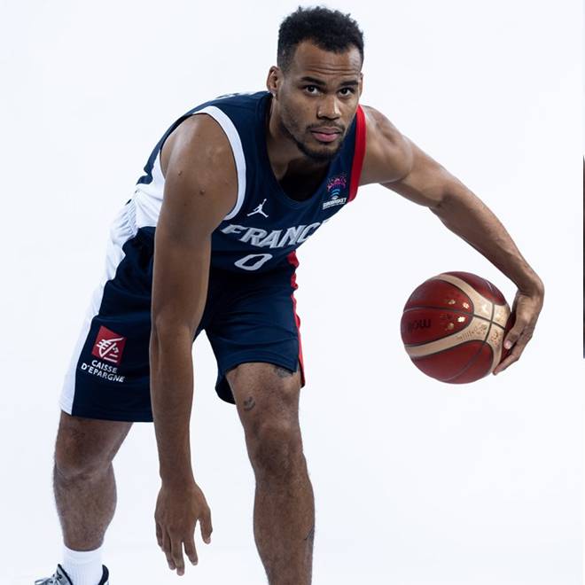 Foto di Elie Okobo, stagione 2022-2023