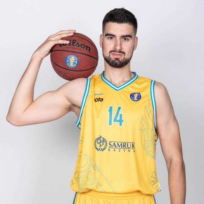 Foto de Dusan Ristic, temporada 2019-2020