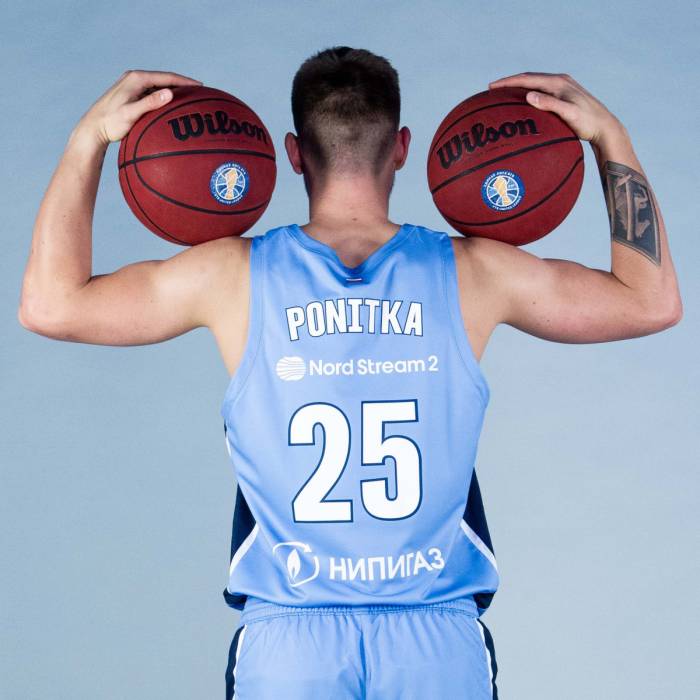 Photo of Mateusz Ponitka, 2019-2020 season