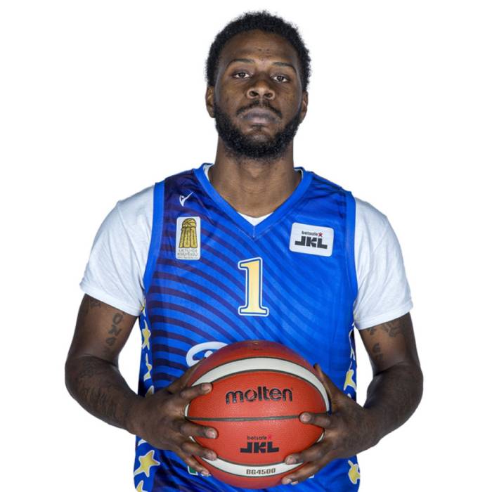 Foto de Josh Selby, temporada 2021-2022