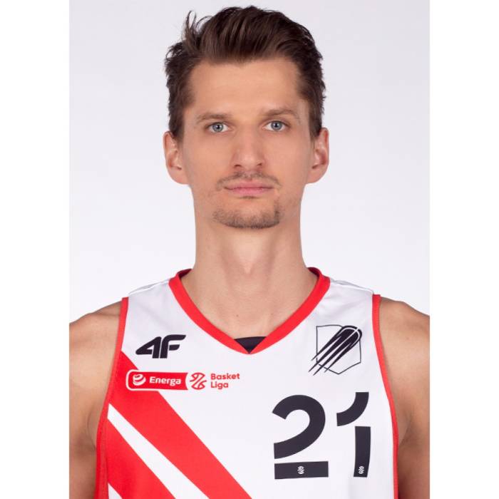 Photo de Maciej Kucharek, saison 2021-2022