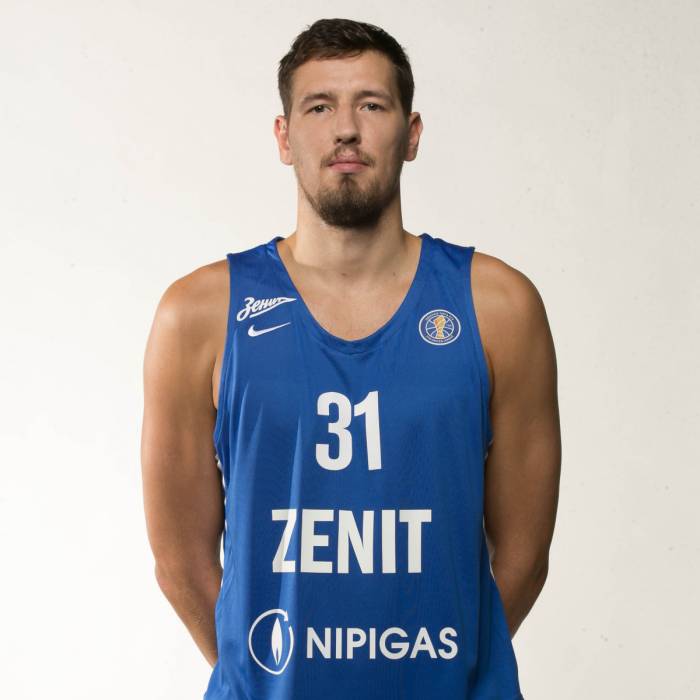 Photo de Evgeny Valiev, saison 2018-2019