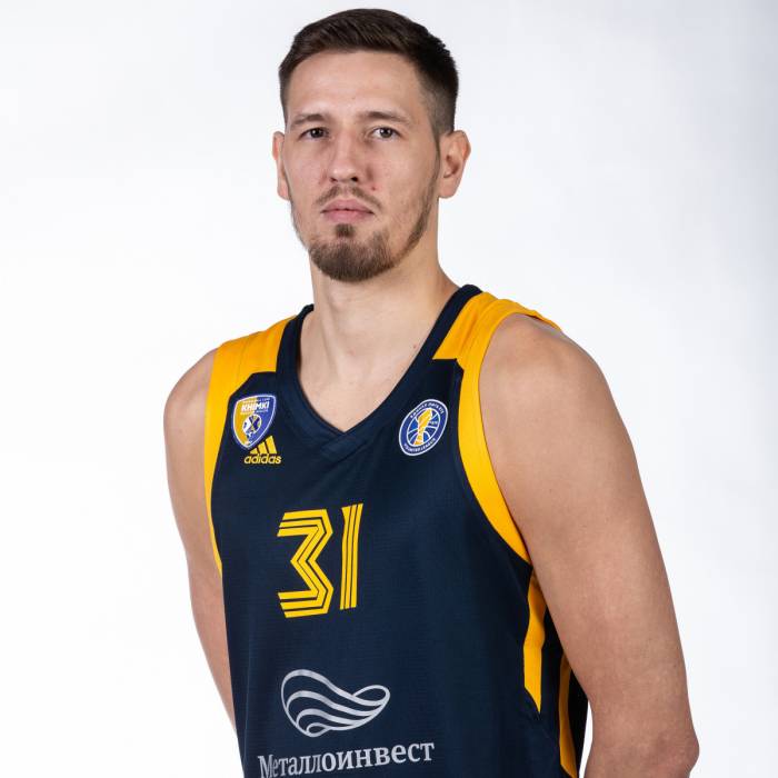 Photo de Evgeny Valiev, saison 2019-2020