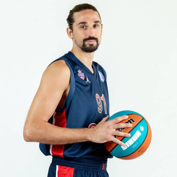 Foto de Alexey Shved, temporada 2021-2022