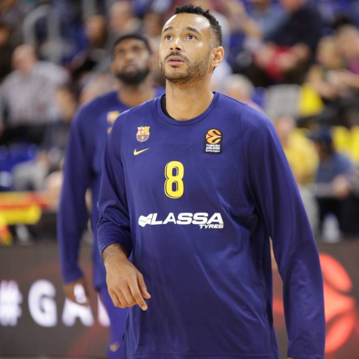 Photo of Adam Hanga, 2018-2019 season