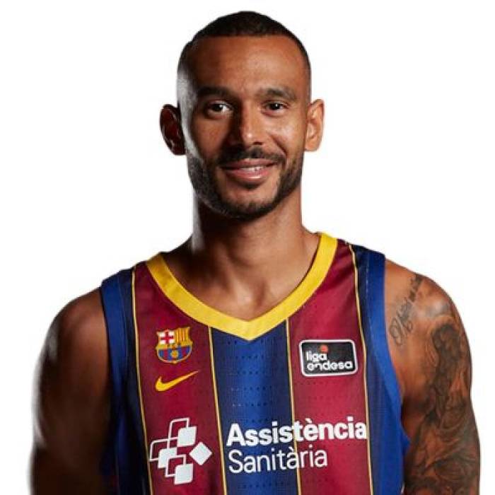 Photo of Adam Hanga, 2020-2021 season