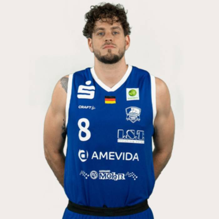 Photo of Kilian Dietz, 2021-2022 season