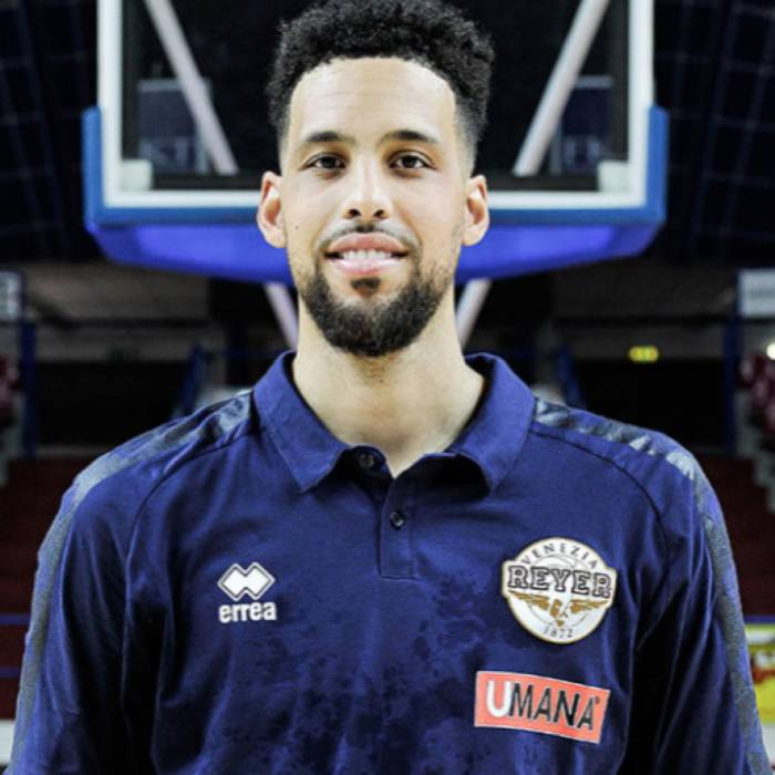 Foto de Austin Daye, temporada 2018-2019