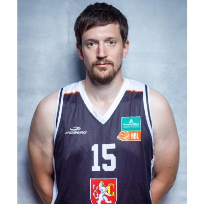 Foto de Ondrej Peterka, temporada 2021-2022