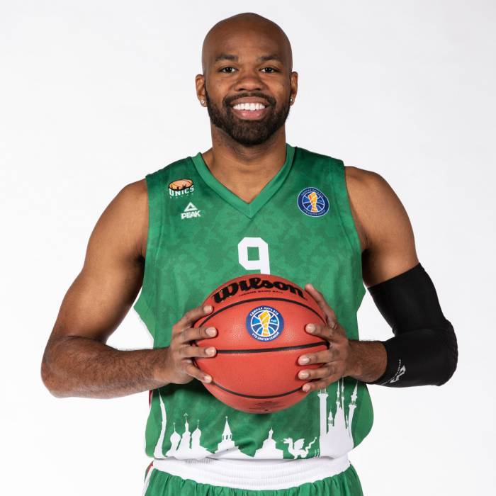 Foto de Alex Tyus, temporada 2019-2020