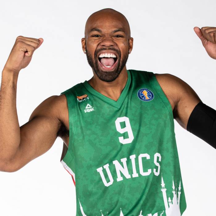 Foto de Alex Tyus, temporada 2019-2020