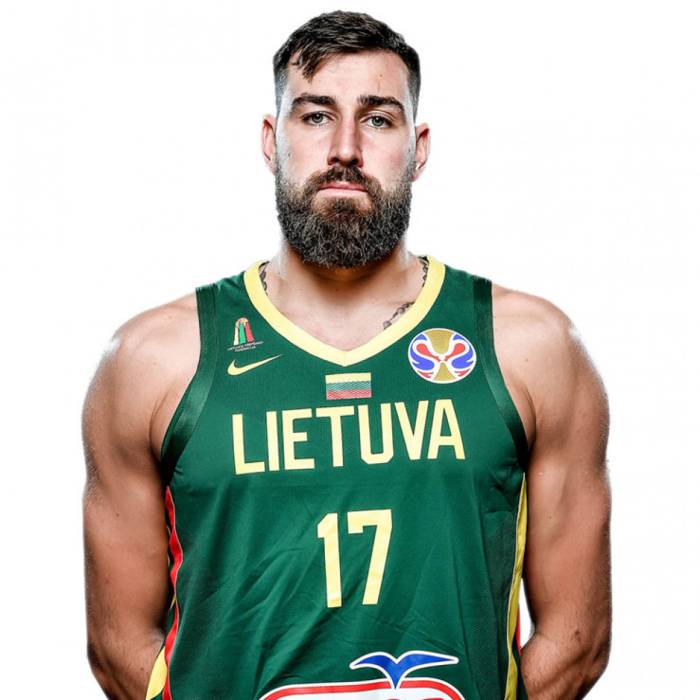 Photo of Jonas Valanciunas, 2019-2020 season