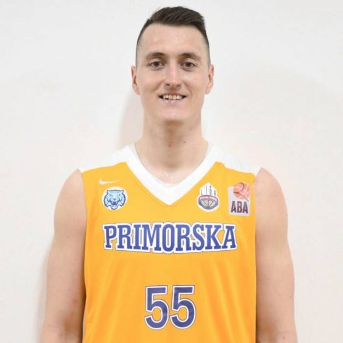 Foto de Jacob Cebasek, temporada 2018-2019