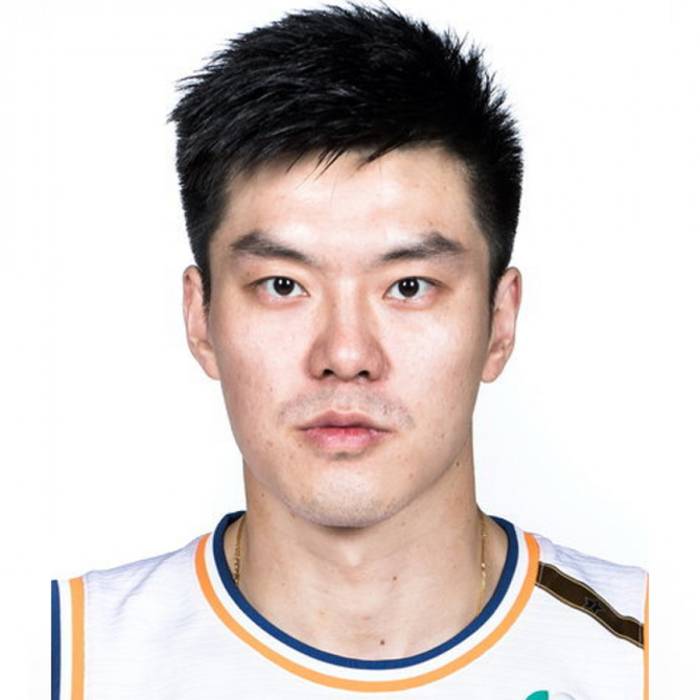 Foto de Dong Hanlin, temporada 2019-2020