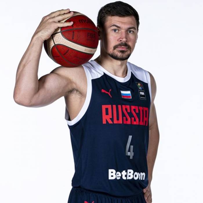 Foto de Evgeni Baburin, temporada 2021-2022