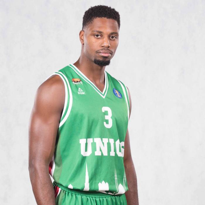 Photo de Melvin Ejim, saison 2017-2018