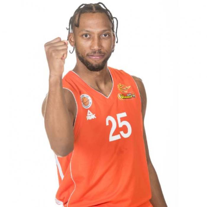 Photo de Akil Mitchell, saison 2020-2021