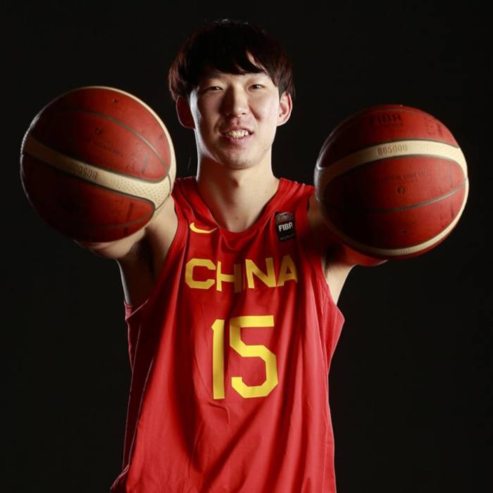 Photo de Qi Zhou, saison 2021-2022