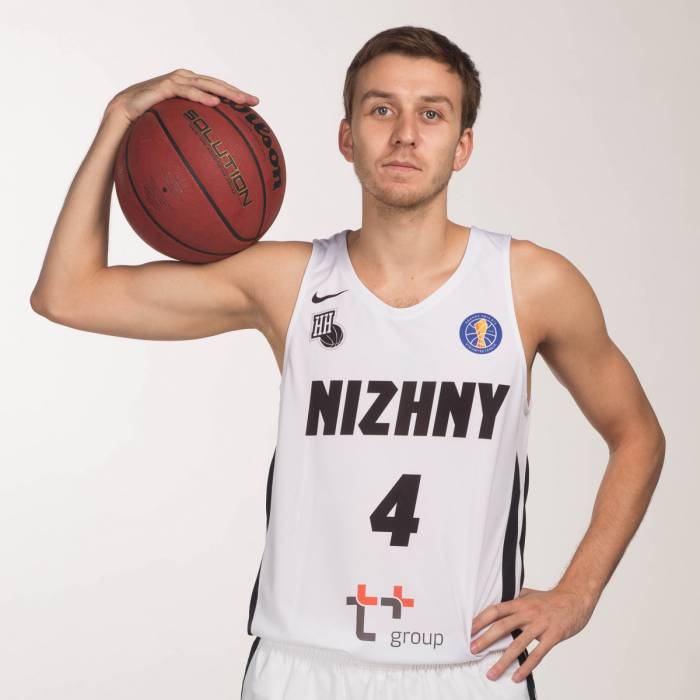 Foto de Artem Komolov, temporada 2017-2018