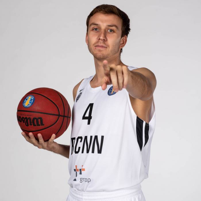 Foto de Artem Komolov, temporada 2019-2020