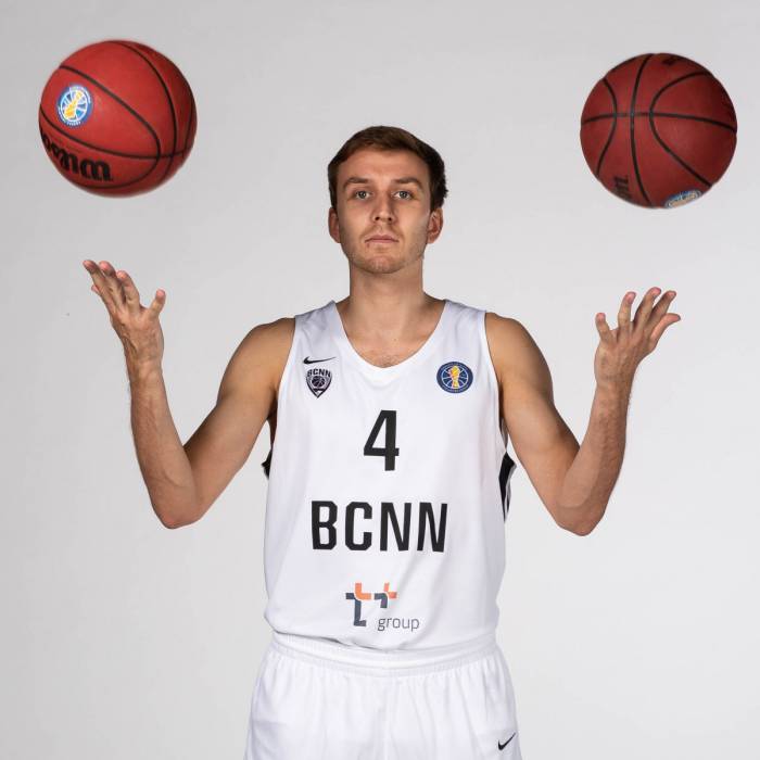 Foto de Artem Komolov, temporada 2019-2020