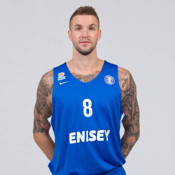 Photo of Artem Komissarov, 2020-2021 season