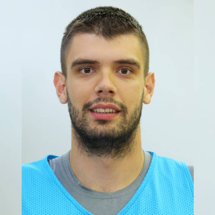 Photo de Nikola Pavlovic, saison 2021-2022