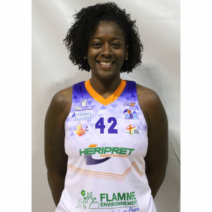 Photo of Shanavia Dowdell, 2019-2020 season