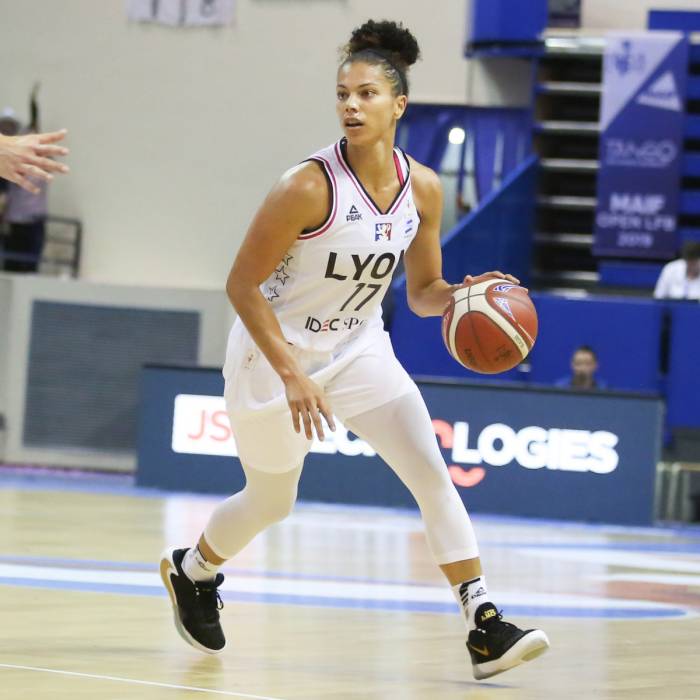 Photo de Alysha Clark, saison 2019-2020