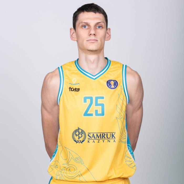 Photo de Maxim Marchuk, saison 2019-2020