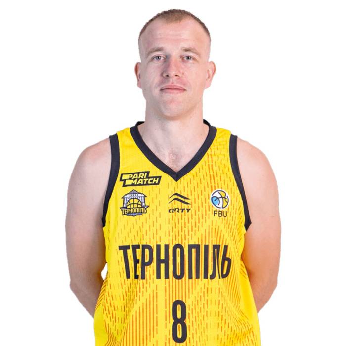 Foto de Maksym Lutsenko, temporada 2021-2022