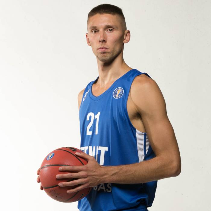 Photo of Jarrod Uthoff, 2018-2019 season