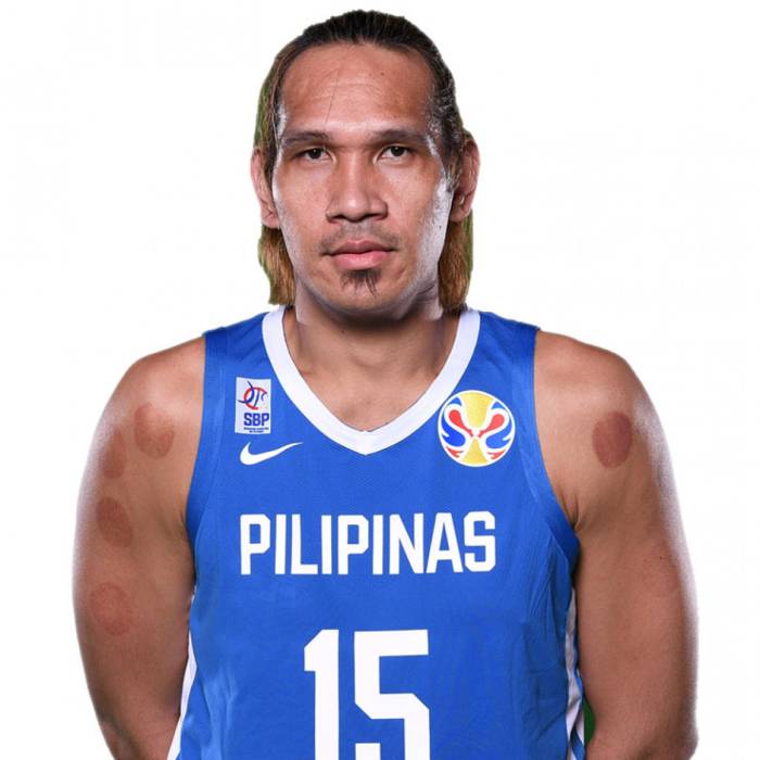 Foto de June Mar Fajardo, temporada 2019-2020