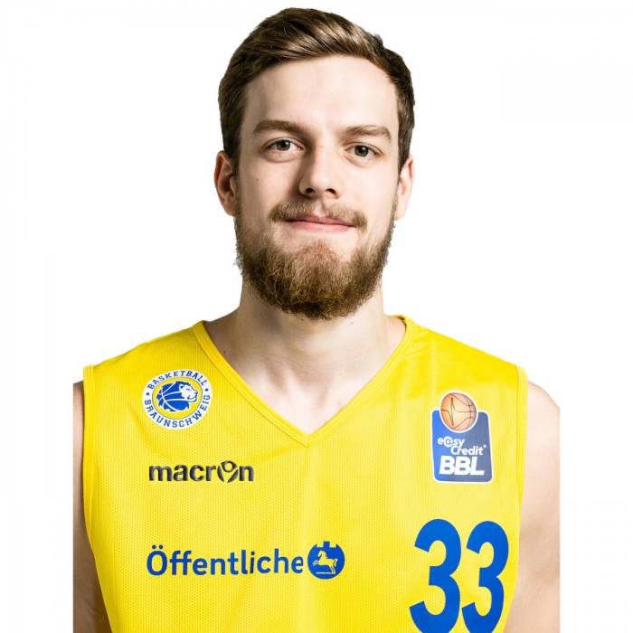 Photo of Moritz Hubner, 2019-2020 season