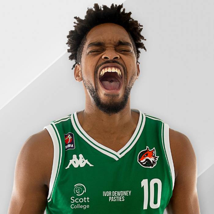 Photo of Denzel Ubiaro, 2019-2020 season