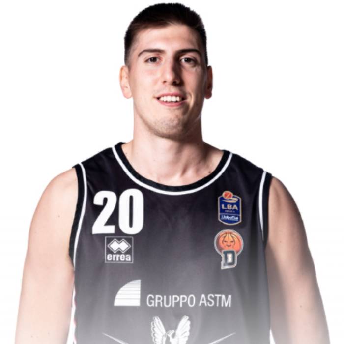 Foto de Luca Severini, temporada 2021-2022