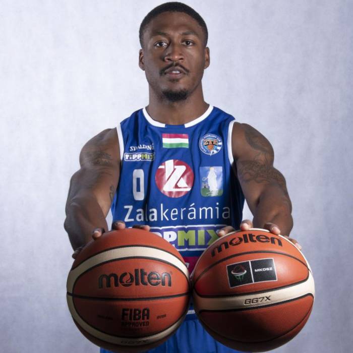 Foto de Reggie Johnson, temporada 2019-2020